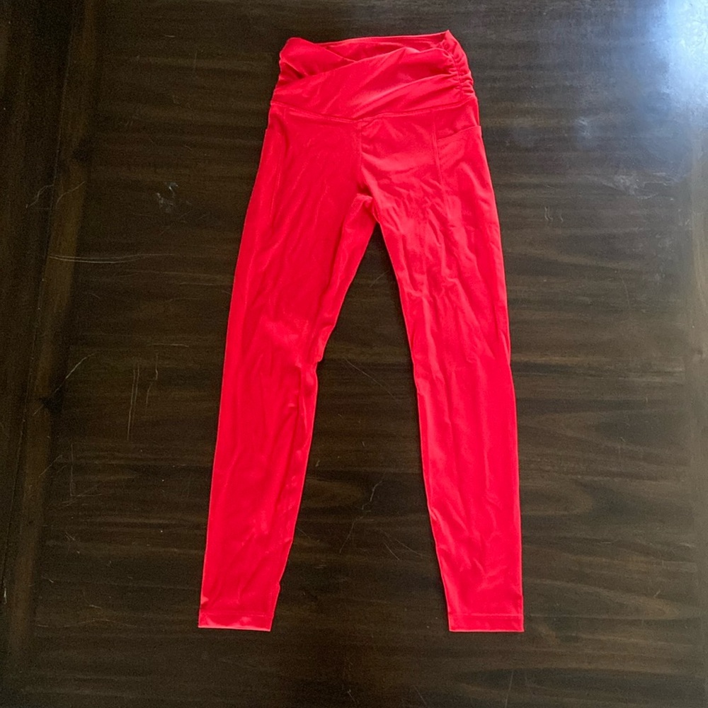 Ododos red leggings